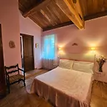 Panzió La Casa Dei Tigli 3*