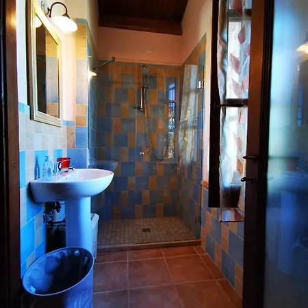 Oda ve Kahvaltı La Casa Dei Tigli Cannara