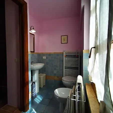 La Casa Dei Tigli 3* Cannara