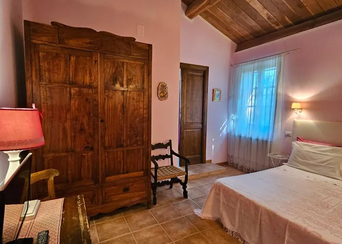 La Casa Dei Tigli Bed & Breakfast 3*